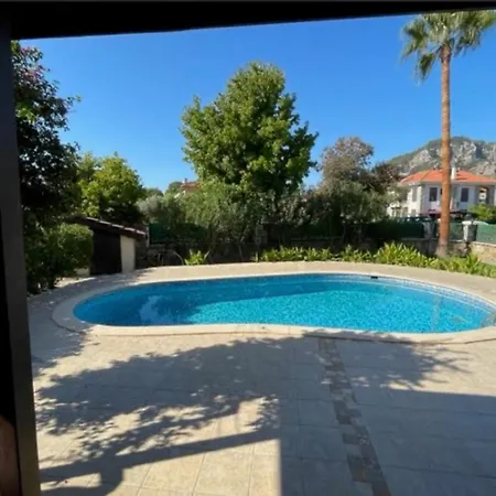 Βίλα Caretta Luna *